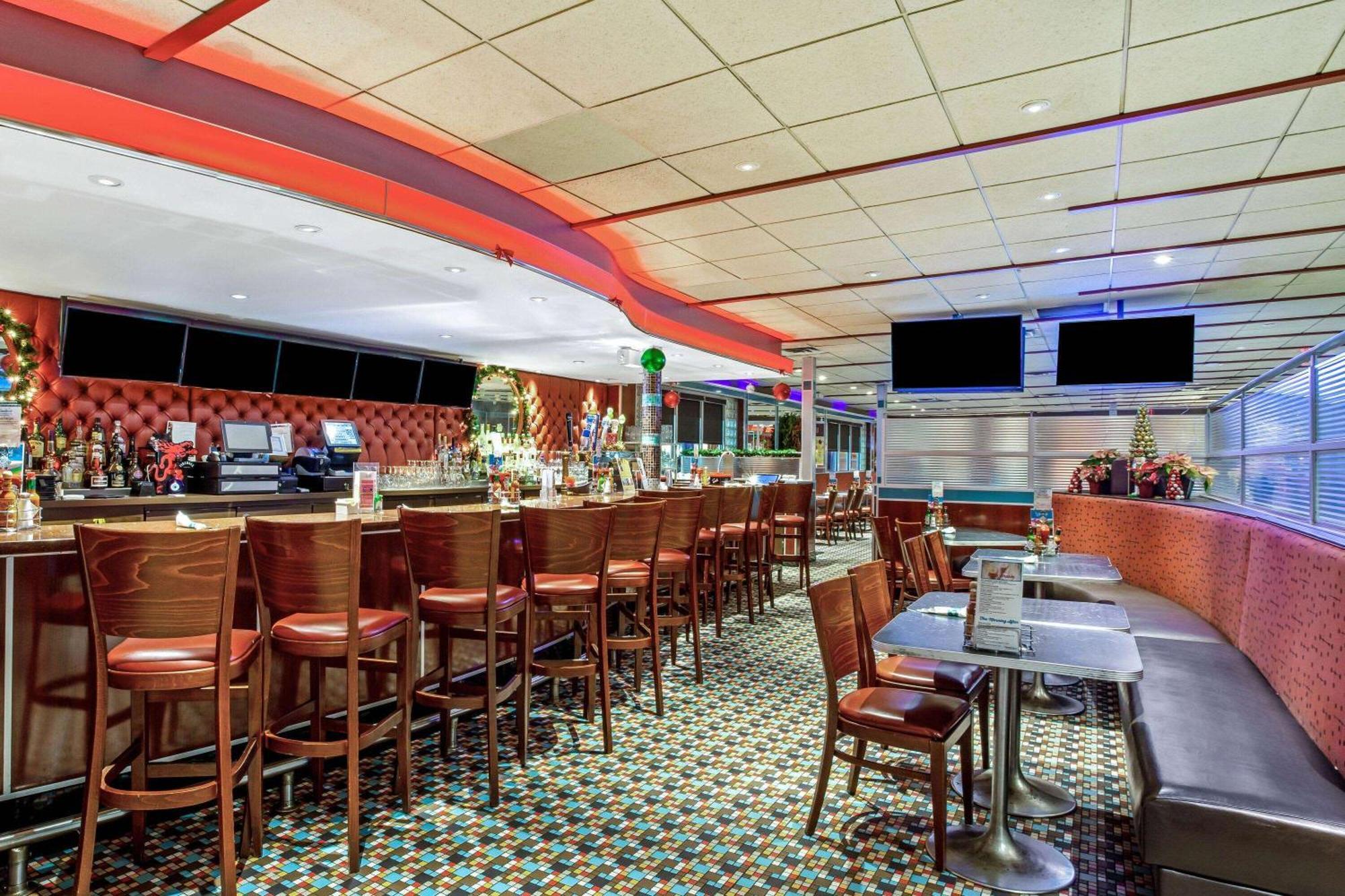 La Quinta By Wyndham Stamford / New York City Exterior photo