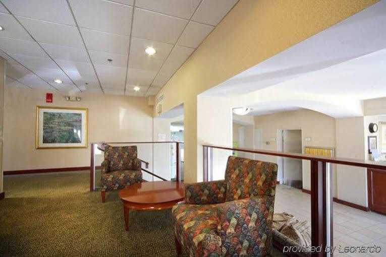 La Quinta By Wyndham Stamford / New York City Exterior photo
